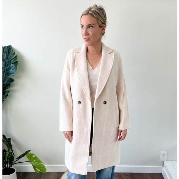 Daphne boiled wool topcoat in cream - Picture 2 of 4